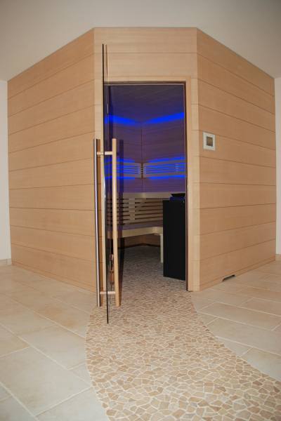 21-sauna-hemlock_350